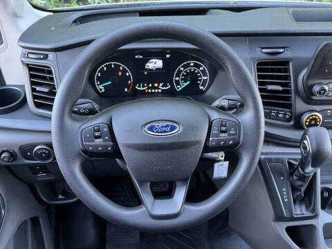 2025 Ford Transit 250