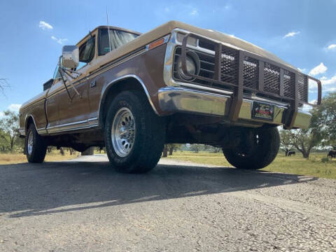1975 Ford F-250