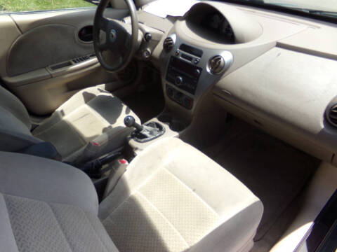 2006 Saturn Ion 3