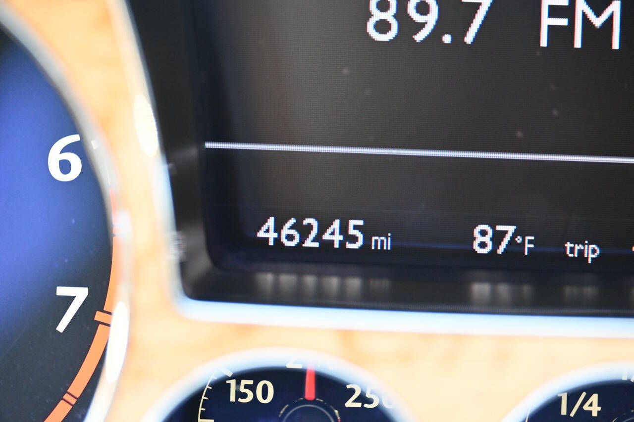 2012 Bentley Continental 38