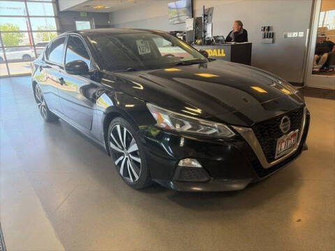 2021 Nissan Altima 2.0 SR