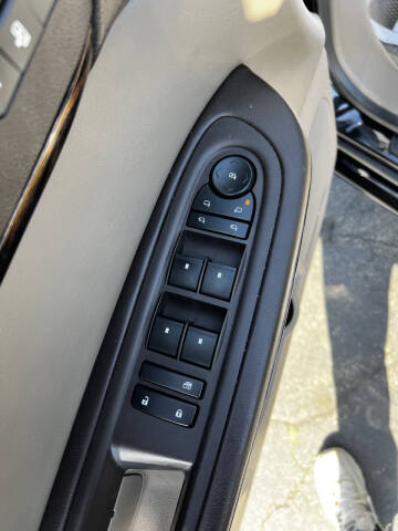 2016 GMC Acadia Denali