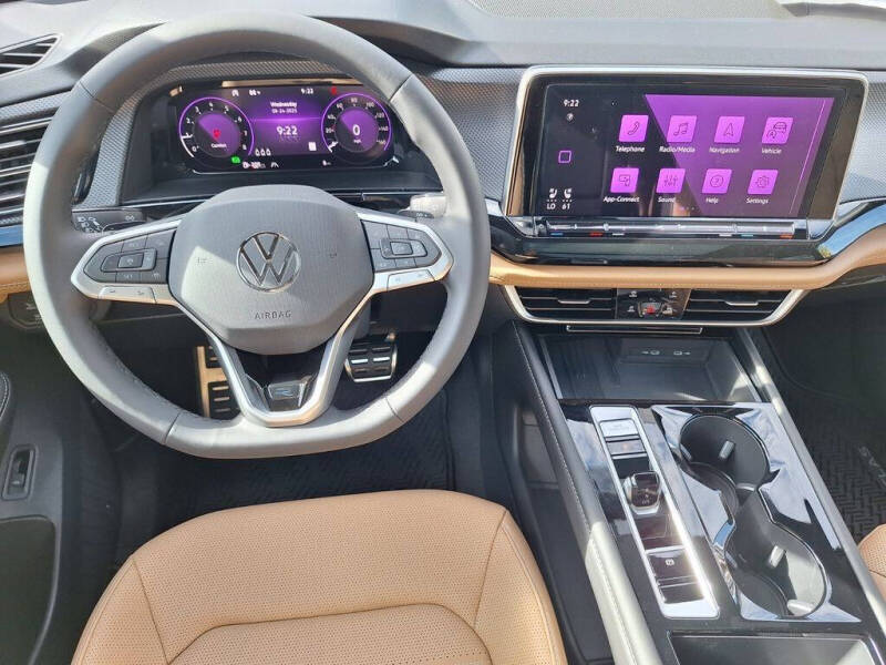 2026 Volkswagen Atlas Cross Sport SEL R-Line Black 4Motion