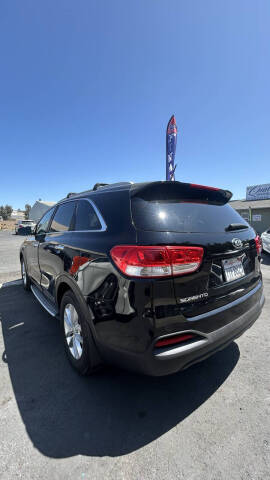 2016 Kia Sorento LX
