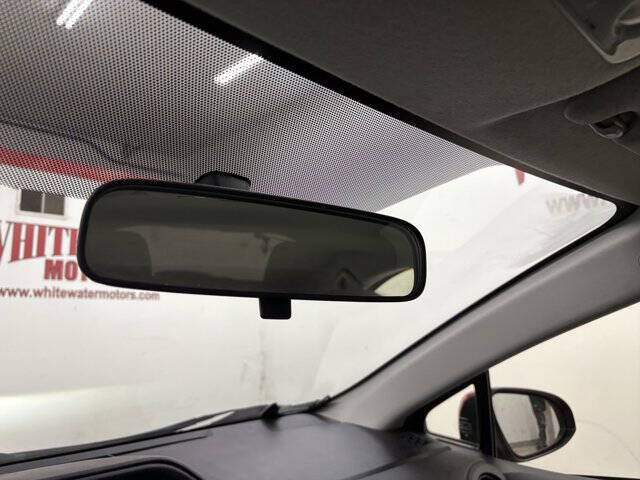 2016 Toyota Prius c One