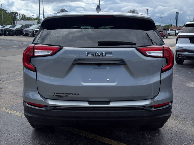 2024 GMC Terrain SLE