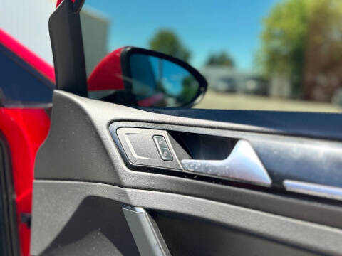 2017 Volkswagen Golf GTI SE