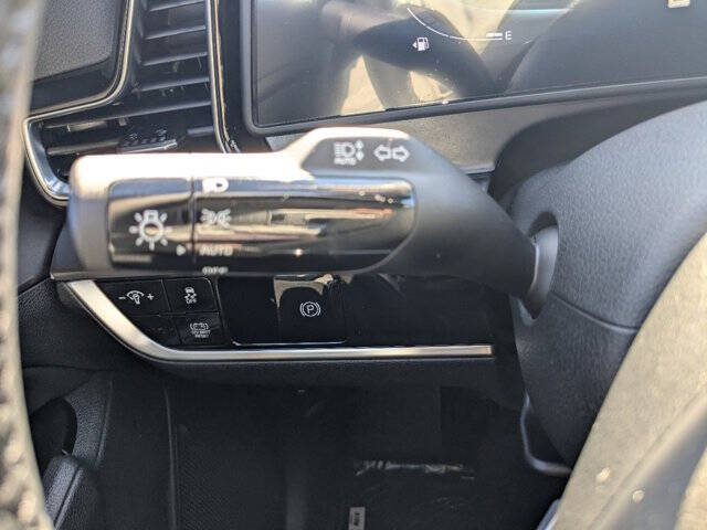 2025 Kia Sportage Hybrid EX