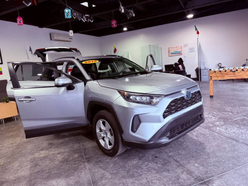 2019 Toyota RAV4 Hybrid LE