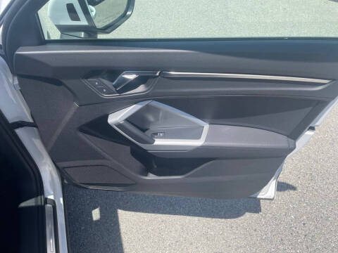 2024 Audi Q3 quattro S line Premium 45 TFSI