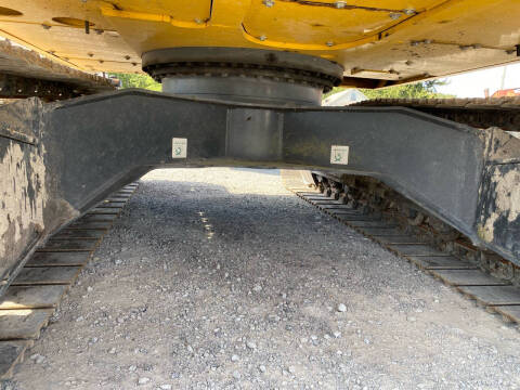 2022 Komatsu PC130LC-11