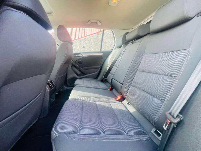 2012 Volkswagen Golf