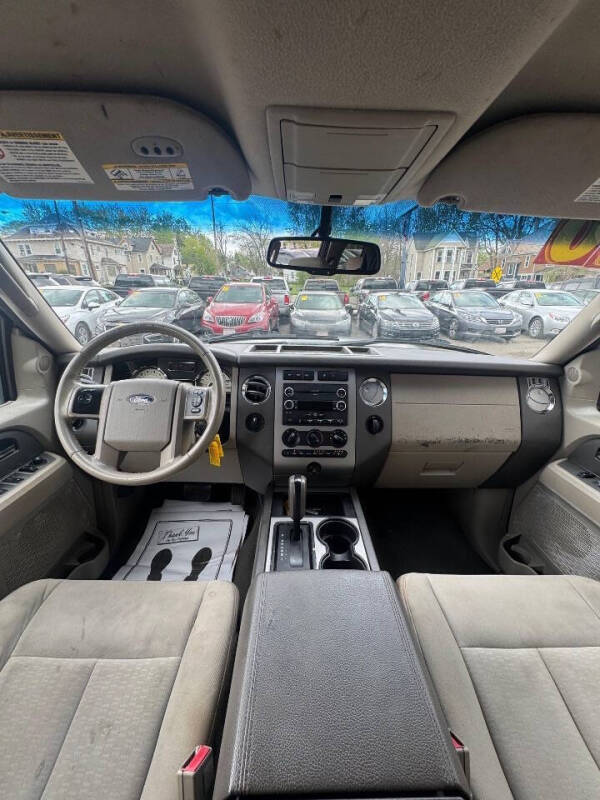 2010 Ford Expedition XLT