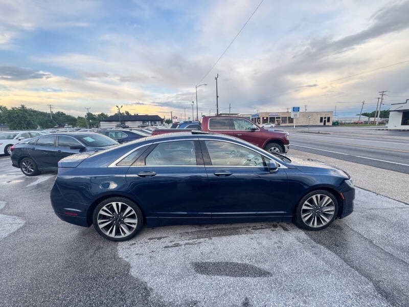 2017 Lincoln MKZ Select