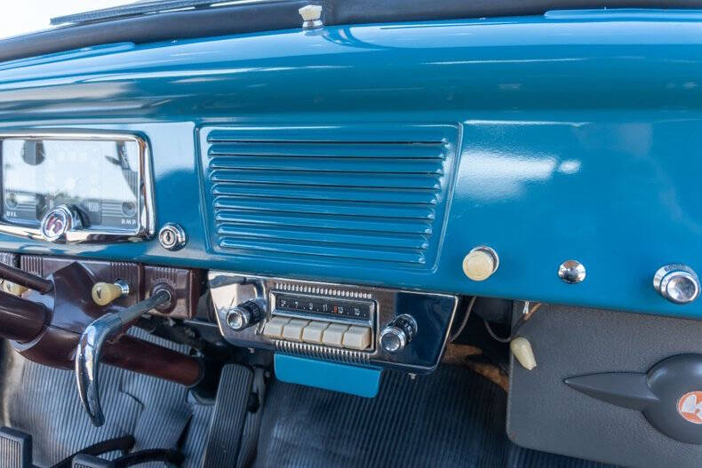 1951 Kaiser Henry-J Coupe