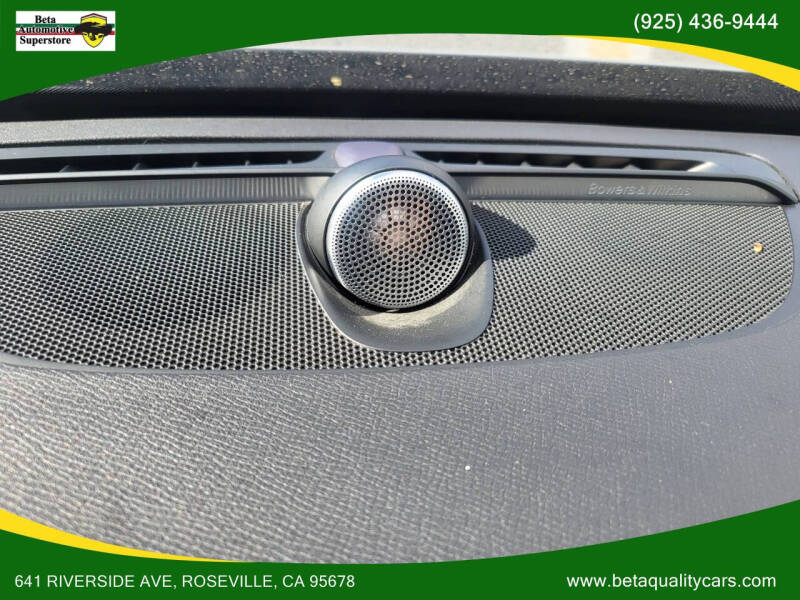 2017 Volvo XC90 T6 R-Design