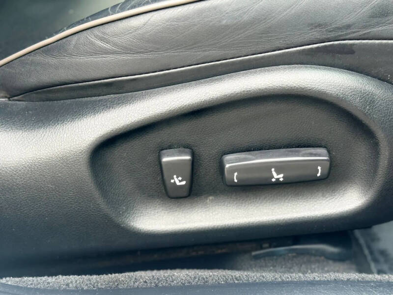 2002 Lexus IS 300