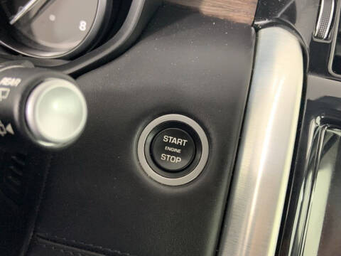 2017 Land Rover Discovery HSE Luxury