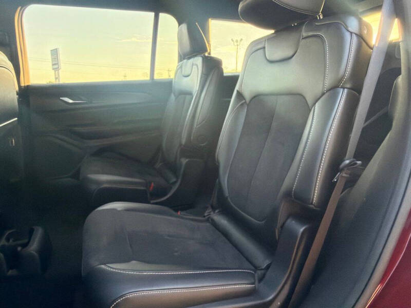 2025 Jeep Grand Cherokee L Altitude