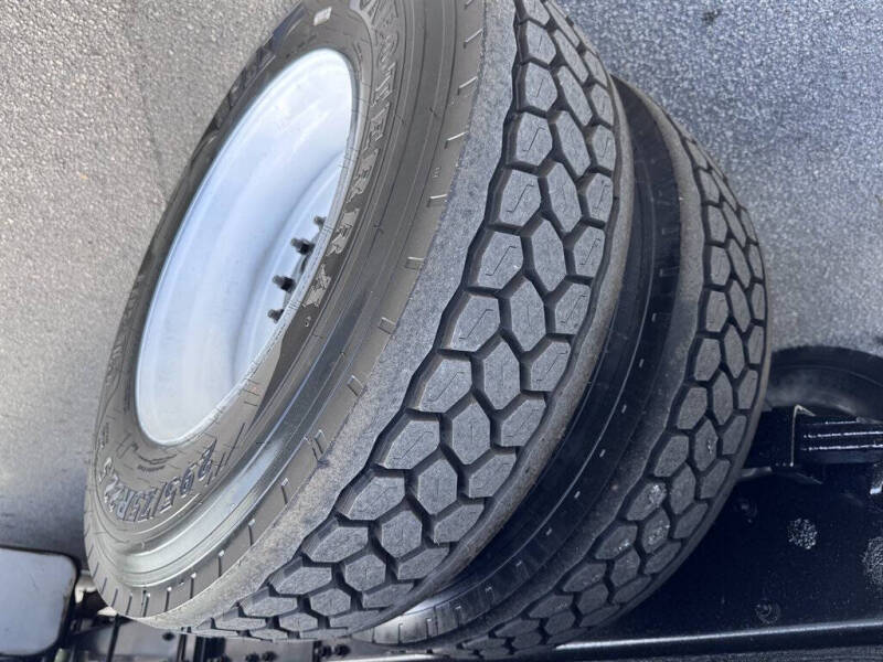 2018 Freightliner M2 106