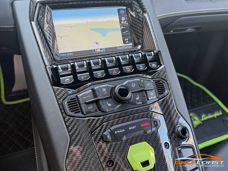 2014 Lamborghini Aventador LP 700-4