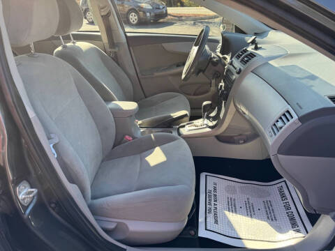 2010 Toyota Corolla LE