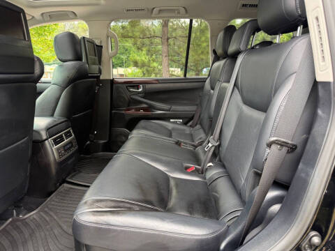 2015 Lexus LX 570