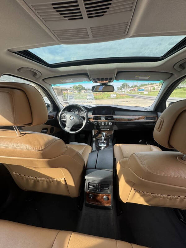 2009 BMW 5 Series 528i xDrive
