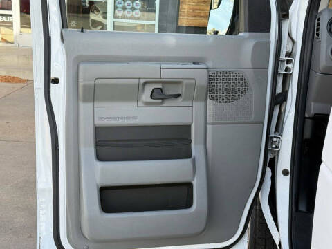 2014 Ford E-Series E-150