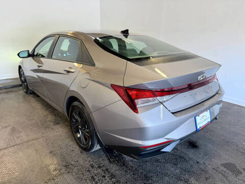 2022 Hyundai Elantra