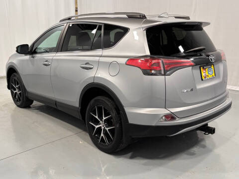 2017 Toyota RAV4 SE