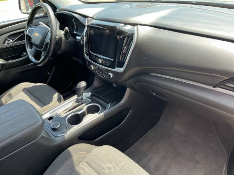 2020 Chevrolet Traverse LT Cloth