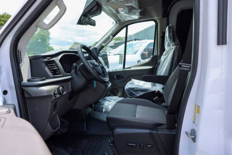 2025 Ford Transit 350 HD