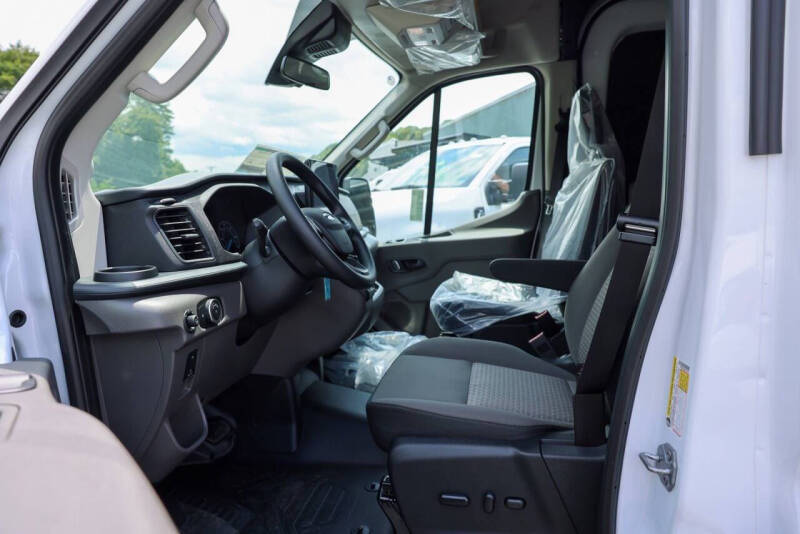 2025 Ford Transit 350 HD