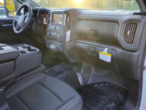 2025 Chevrolet Silverado 3500HD CC