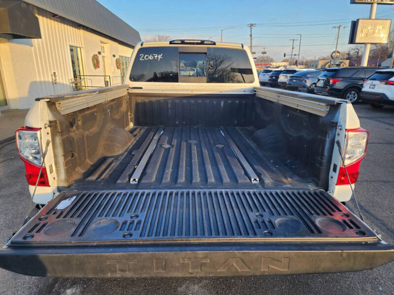 2017 Nissan Titan XD