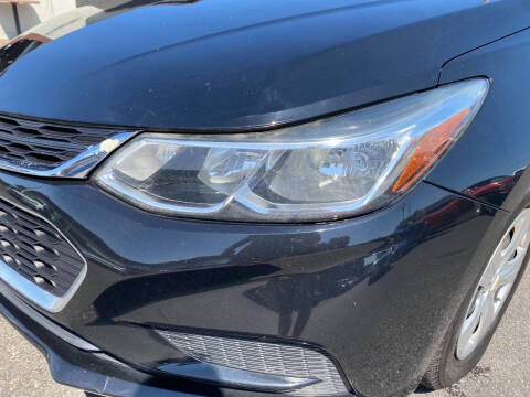 2017 Chevrolet Cruze LS Auto