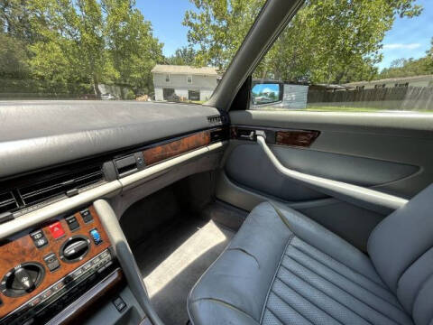 1986 Mercedes-Benz 300-Class 300 E