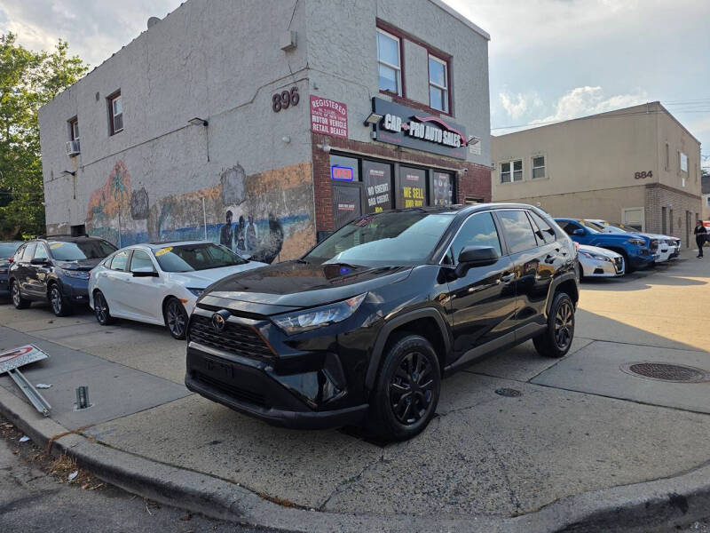 2022 Toyota RAV4 LE