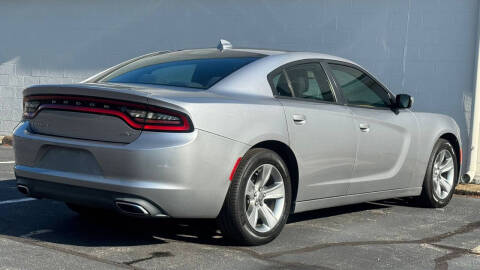 2017 Dodge Charger SXT