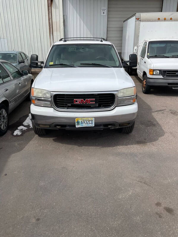 2005 GMC Yukon XL 2500 SLT
