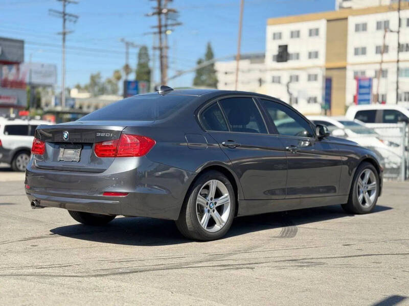 2015 BMW 3 Series 320i
