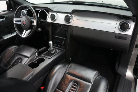 2005 Ford Mustang