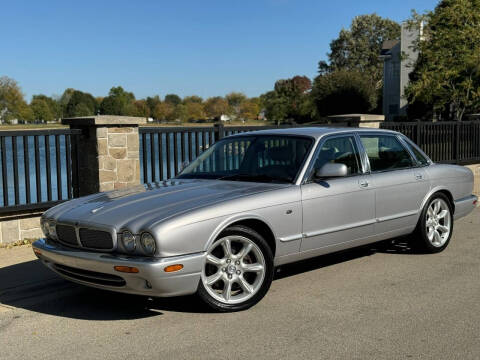 2002 Jaguar XJR