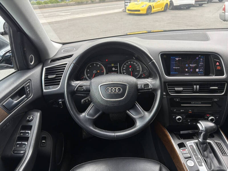 2017 Audi Q5 2.0T quattro Premium Plus