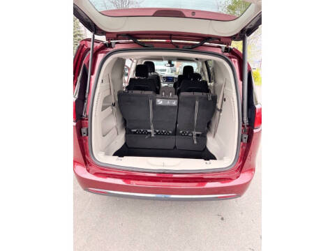 2017 Chrysler Pacifica Touring Plus