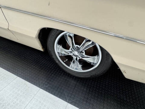 1964 Ford Thunderbird