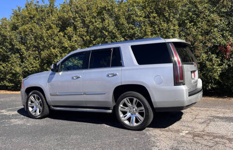 2019 Cadillac Escalade Luxury