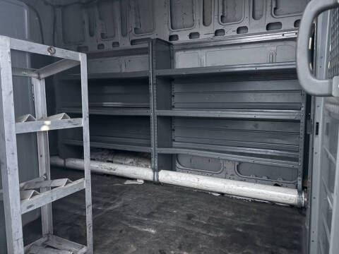 2012 Nissan NV 2500 HD S