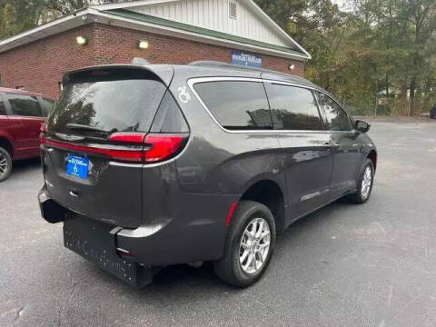 2022 Chrysler Pacifica Touring L